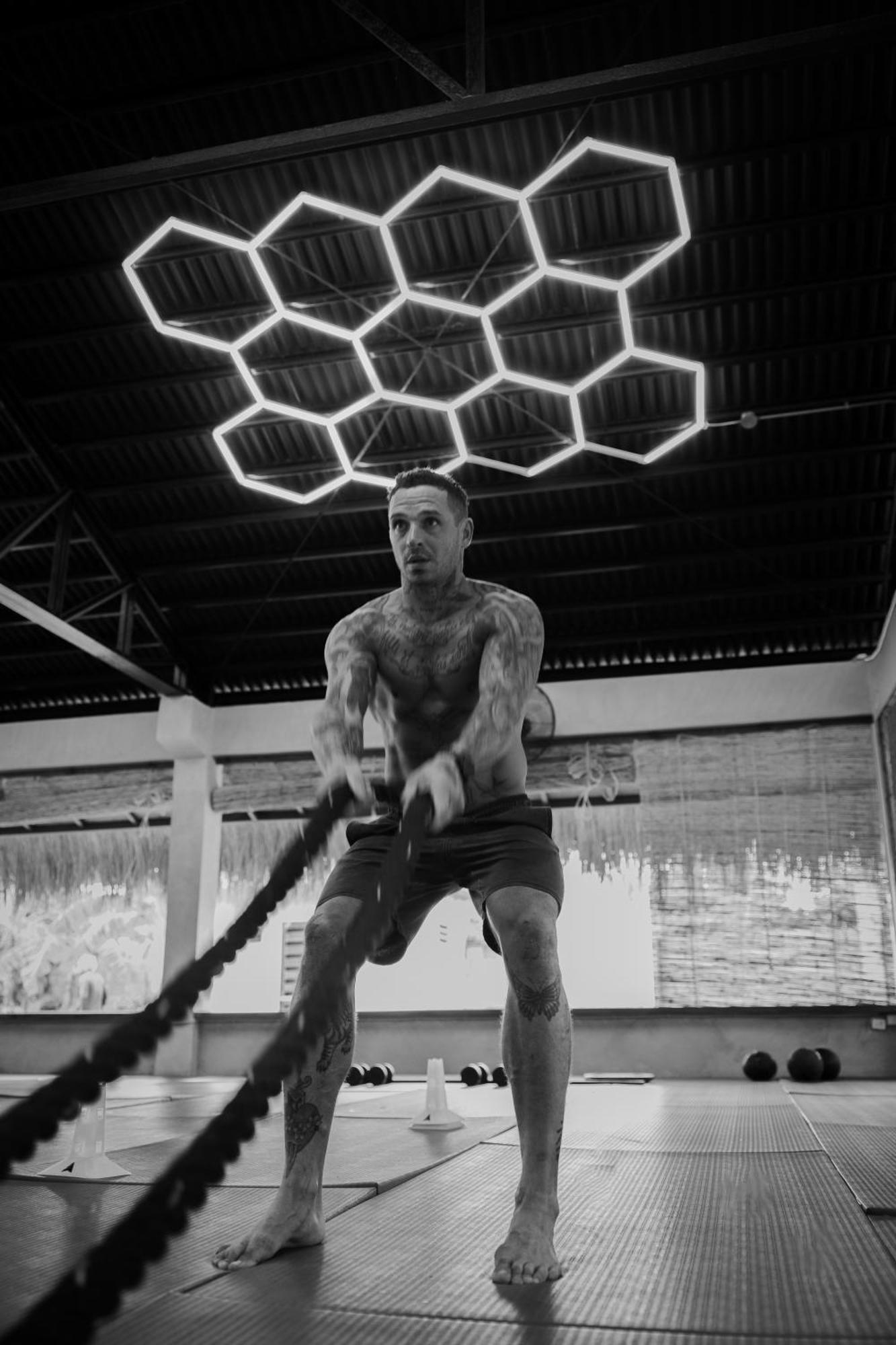 Asgard Resort & Mma Gym General Luna  Esterno foto